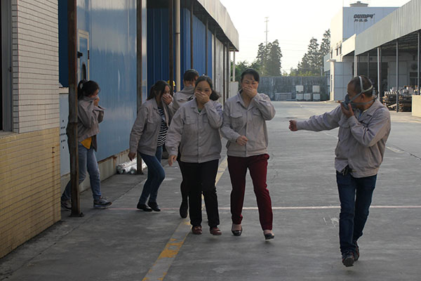 凯发化工消防演练