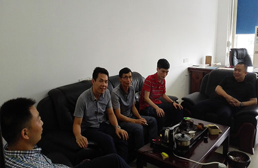 开拓进。耸贫稀猭8凯发(中国)天生赢家·一触即发家具漆优秀代理商林广明